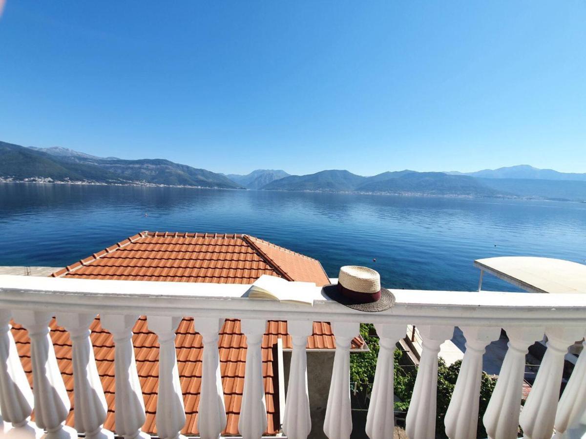 La Casa Di Sonja Appartement Tivat Buitenkant foto
